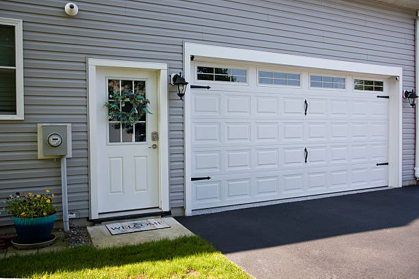 24/7 Emergency Garage Door Panel Replacement experts in Twain Harte, CA